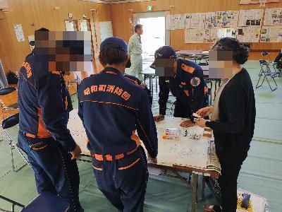 避難所運営ゲームの様子2